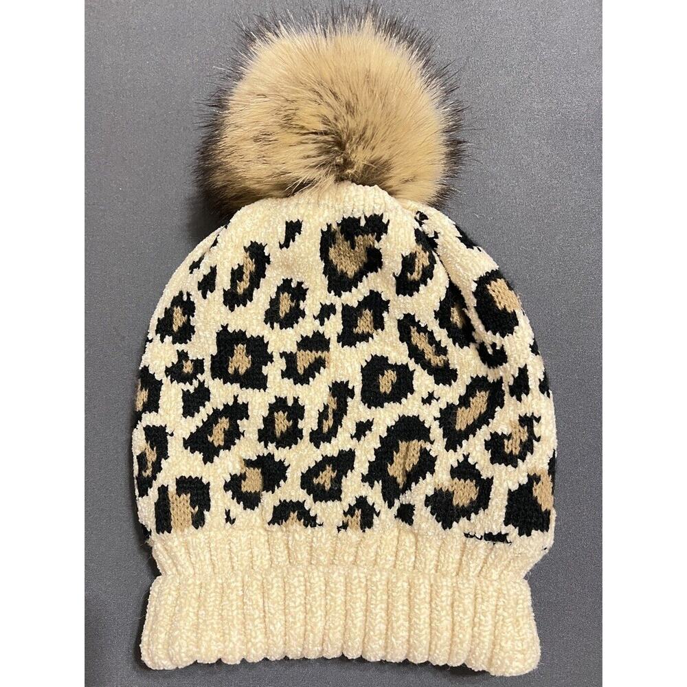 NWOT Altar’d State Fleece Lined Knit Pom Pom Hat One Size Leopard Washable